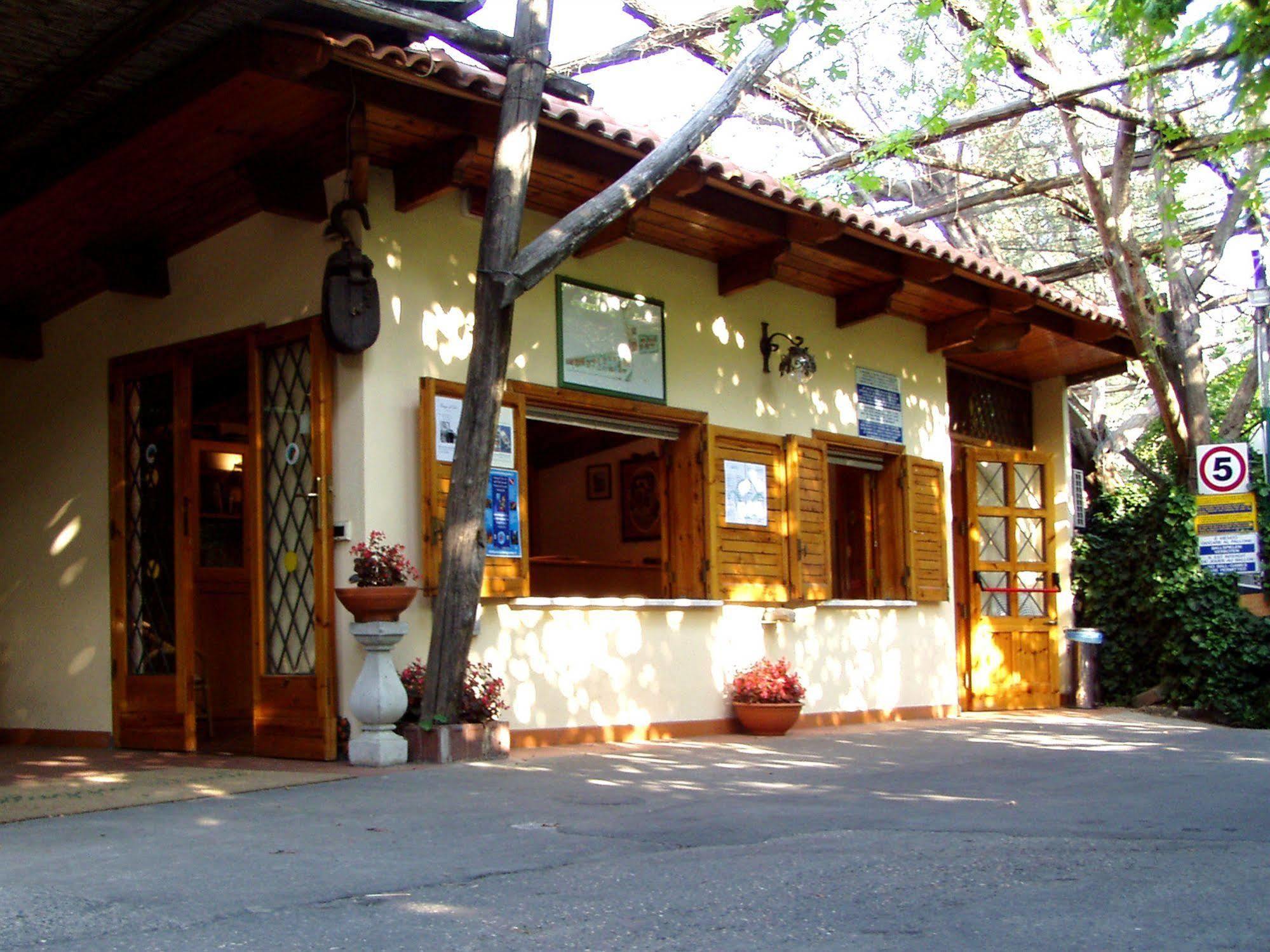 Residence Villaggio Verde Sorrente Extérieur photo